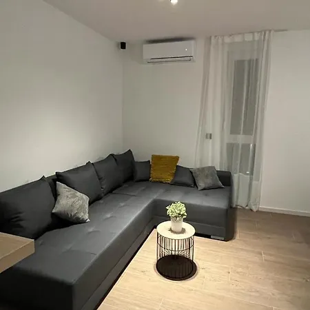 Apartment Sunny Place In